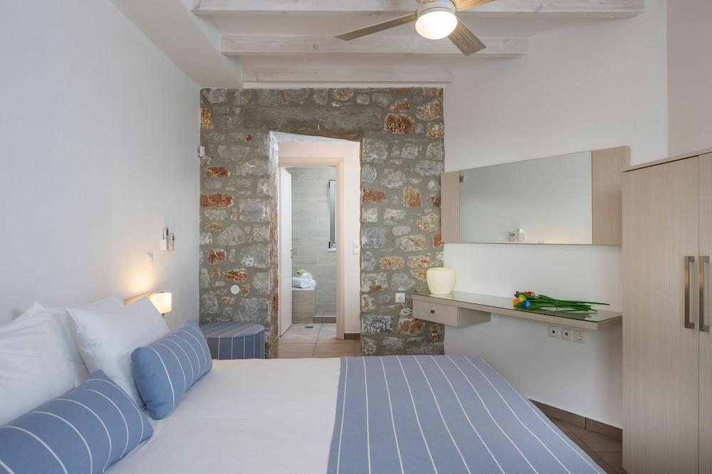 Cedar Bay Beachside Villas 팔라이오코라 외부 사진