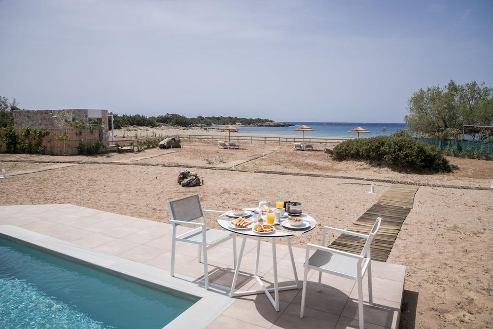 Cedar Bay Beachside Villas 팔라이오코라 외부 사진