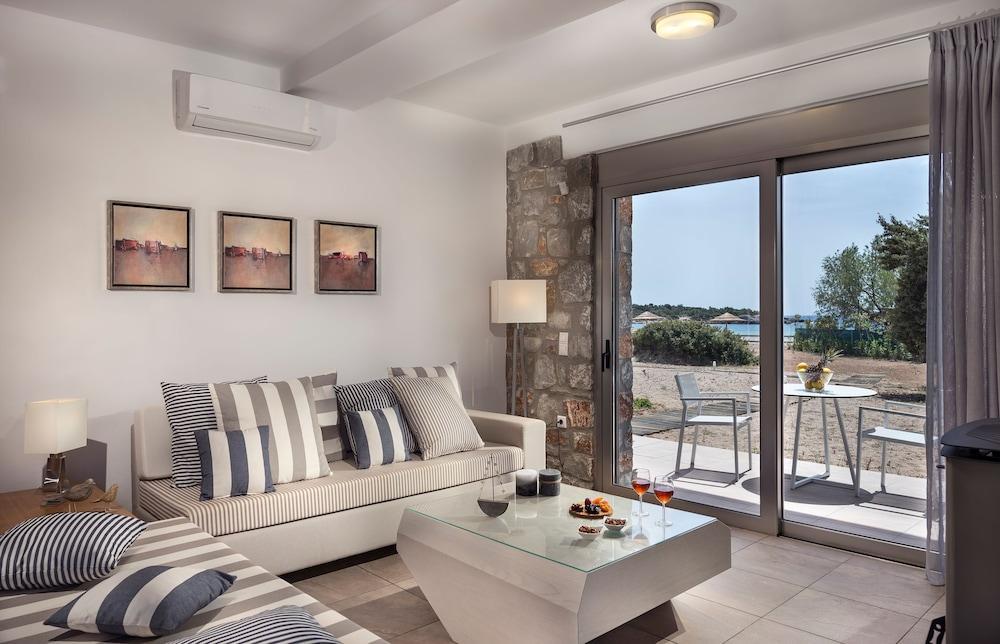 Cedar Bay Beachside Villas 팔라이오코라 외부 사진