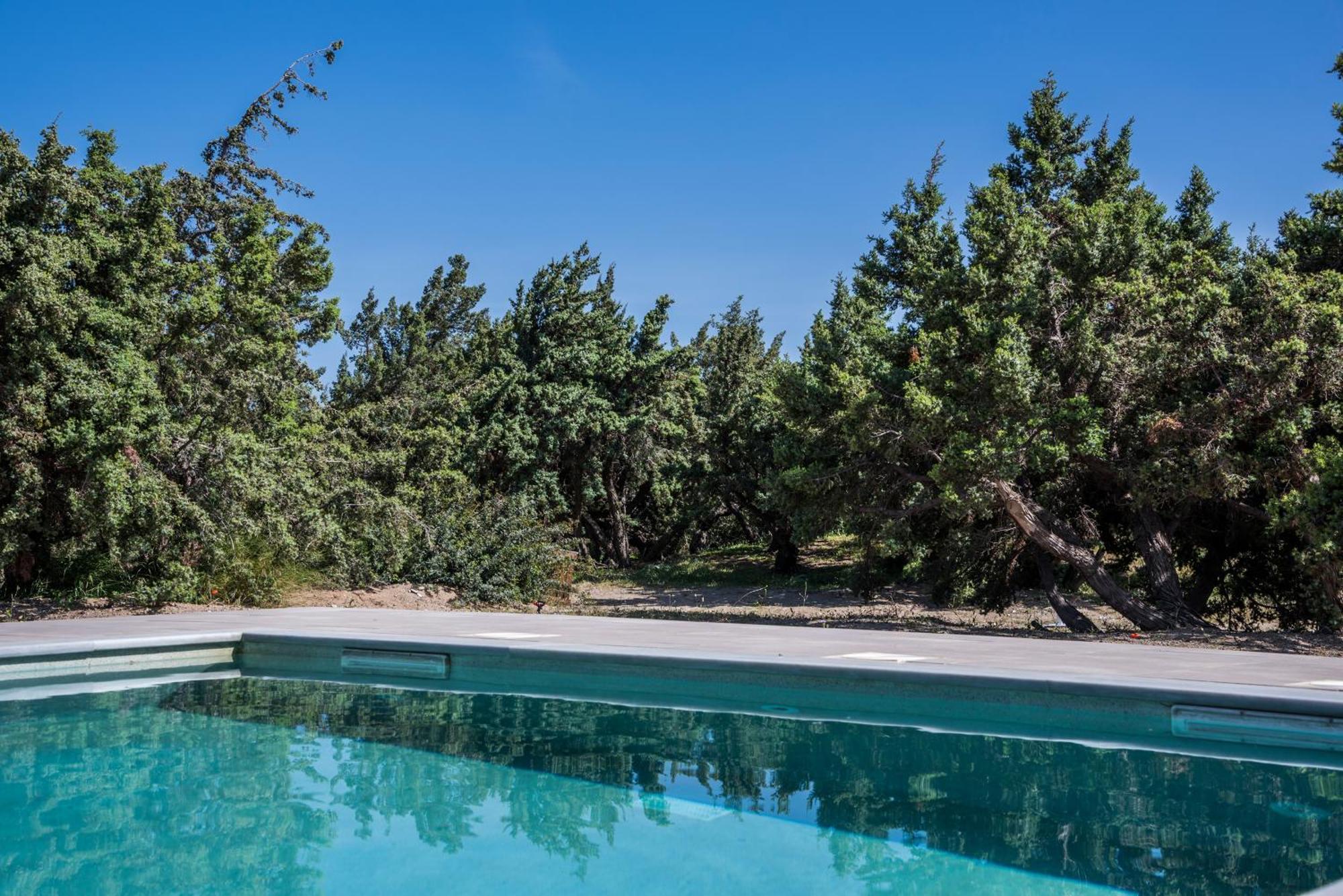 Cedar Bay Beachside Villas 팔라이오코라 외부 사진