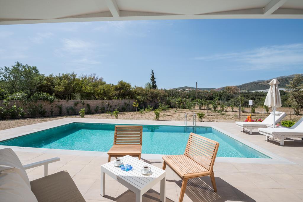 Cedar Bay Beachside Villas 팔라이오코라 외부 사진