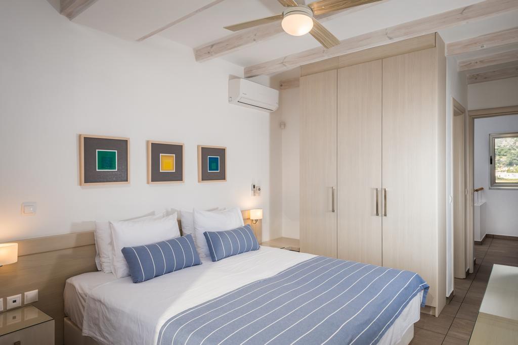 Cedar Bay Beachside Villas 팔라이오코라 외부 사진