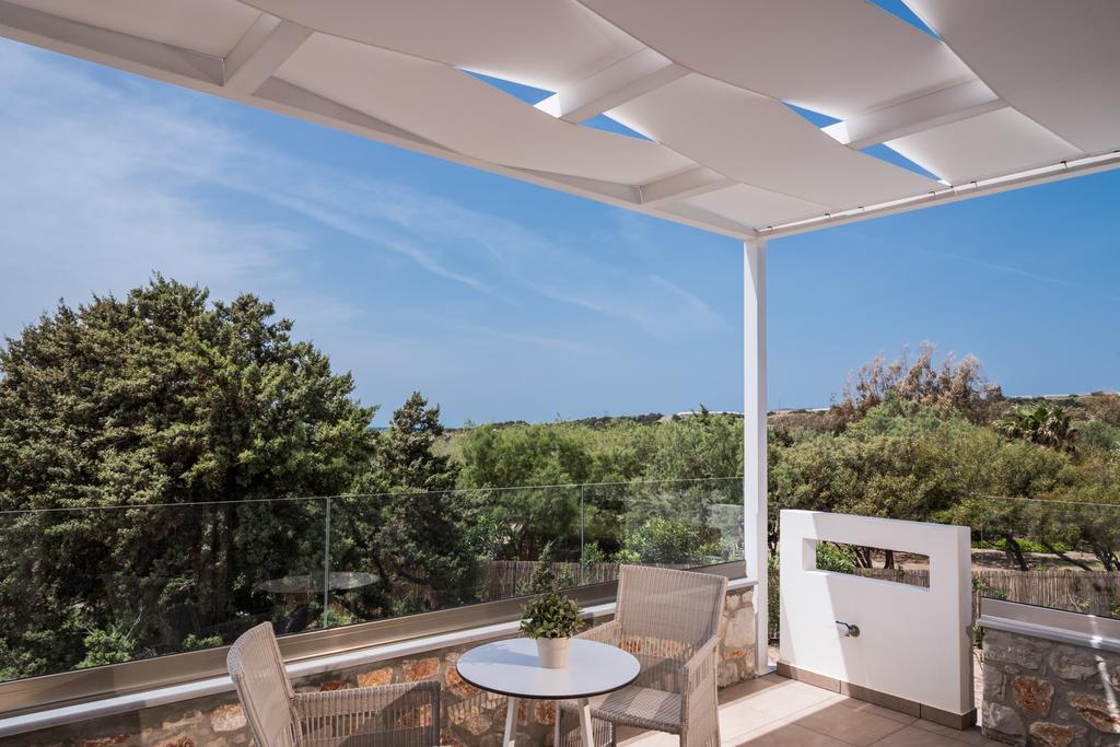 Cedar Bay Beachside Villas 팔라이오코라 외부 사진