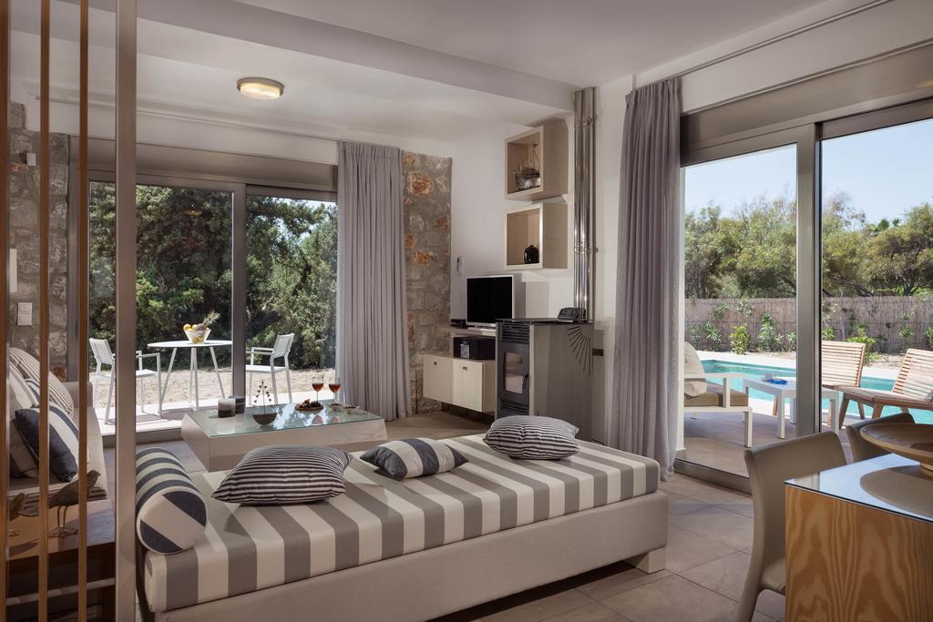 Cedar Bay Beachside Villas 팔라이오코라 외부 사진